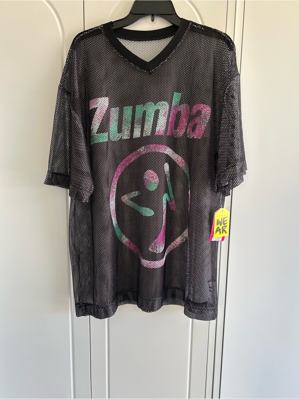 NWT Zumba Apres Mesh V-Neck Top  Size Large